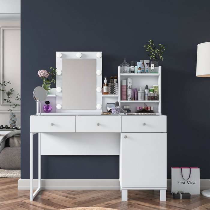 Hanah Home Mesa de Maquillaje Blanca con 9 Focos Hanah Home Mesa de Maquillaje Blanca con 9 Focos